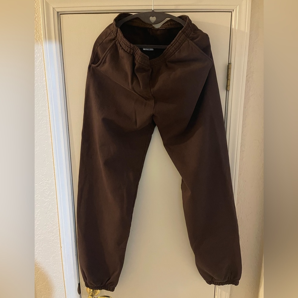 XL chocolate brown LA APPAREL sweatpants. NEW NEVER WORN